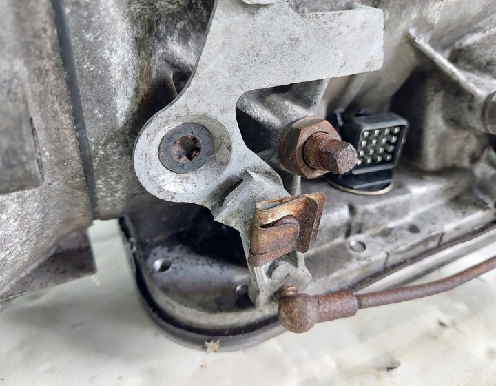 фото №9, Коробка передач автоматична ford scorpio mk2 2.9 v6 24v