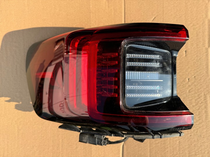 фото №1, Ліва задня зад лампа polestar ii 2 31108940