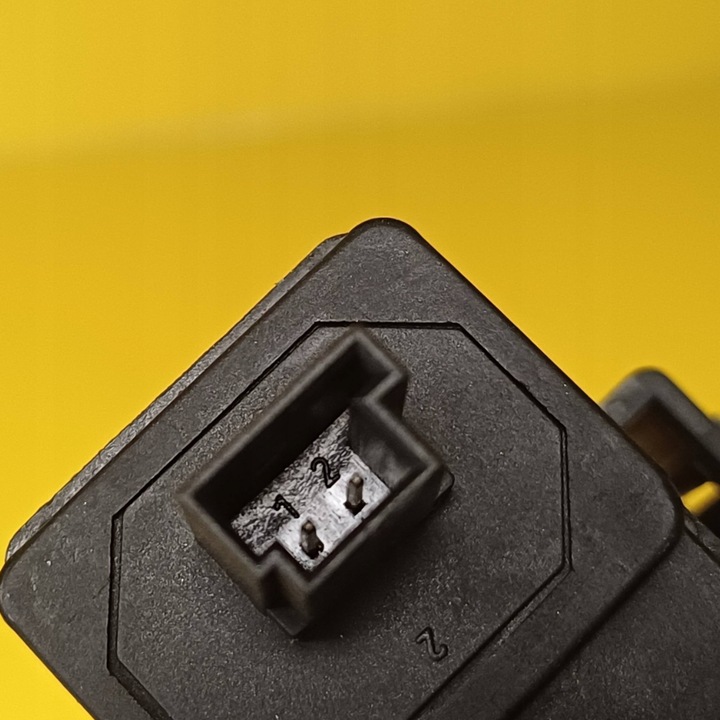 фото №5, Клапан вакуум mercedes w209 2.6 a2038000178 nr749