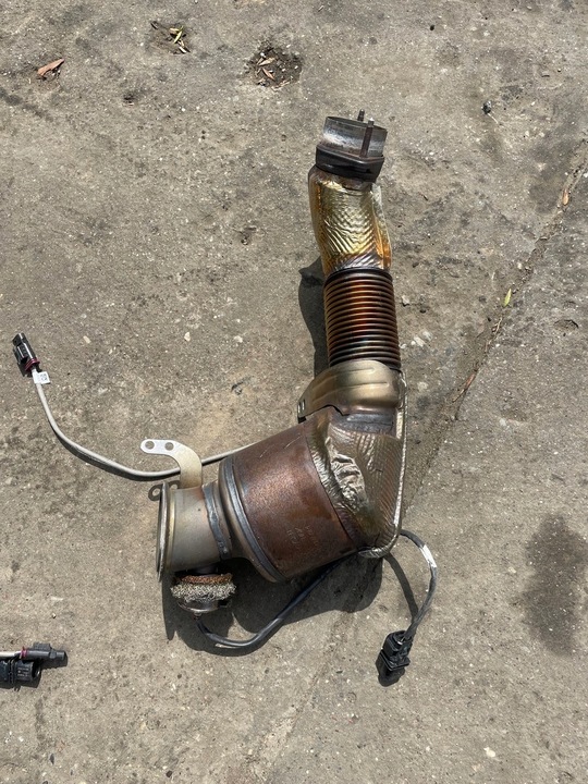 фото №8, Bmw g05 g07 f92 f93 4.4 i v8 катализатор dpf 9502218