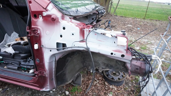 фото №1, Mazda 5 ii cw лонжерон правая четверть