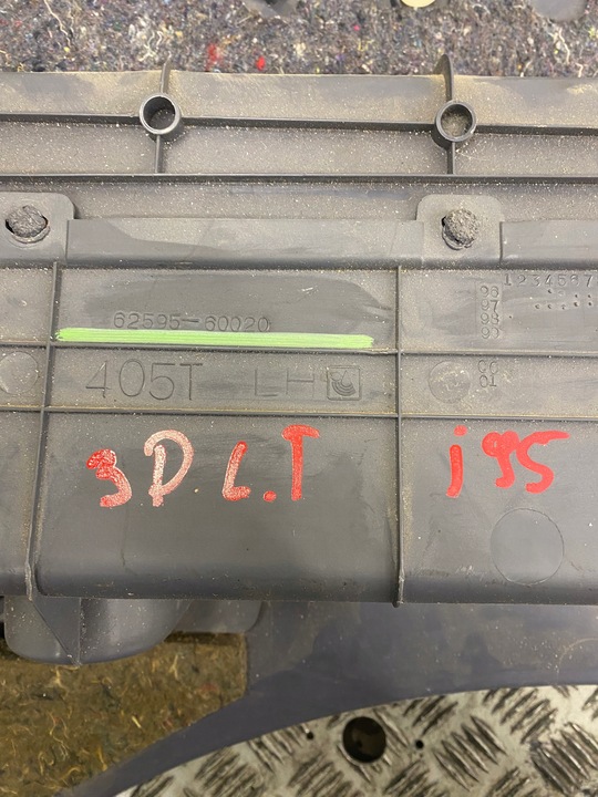 фото №7, Боковина обивка багажника левый зад toyota land cruiser j90 95 62595-60020