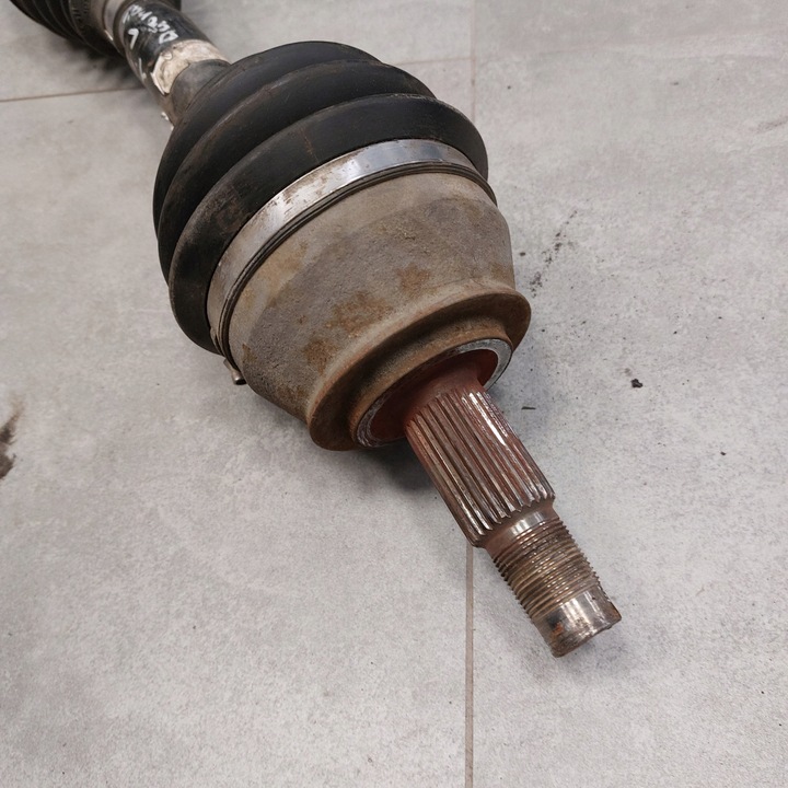 фото №8, Lancia delta iii 3 1,8b автомат полуось левая короткая