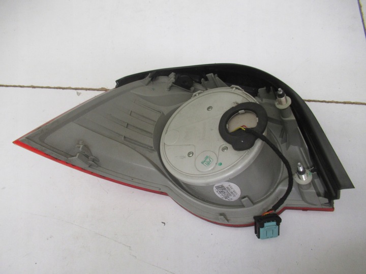 фото №8, Vw eos 1q0 1q 06-cabrio лампа led зад правая 1q0945096h 1q0945258a