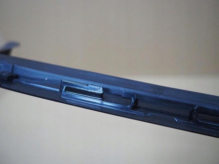 фото №6, Планка стёкла лобовой правая toyota c-hr