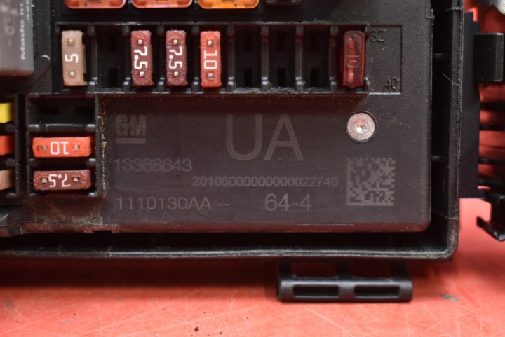 фото №13, Блок предохранителей bsi 13368643 opel astra 4 iv j 1.7 cdti 130 km 11-20