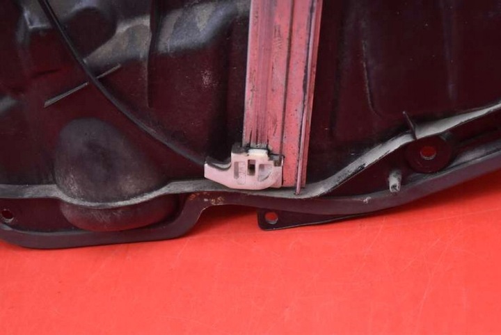 фото №13, Подъемник стекла левый перед eu gj6e97xm mazda 6 1 i gg 02-05