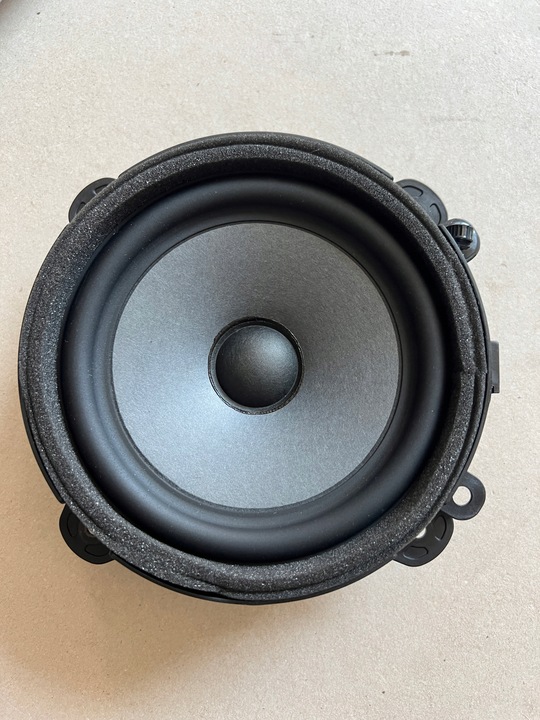 фото №6, Hyundai kona 21- рестайлинг оригинальный динамик дверь