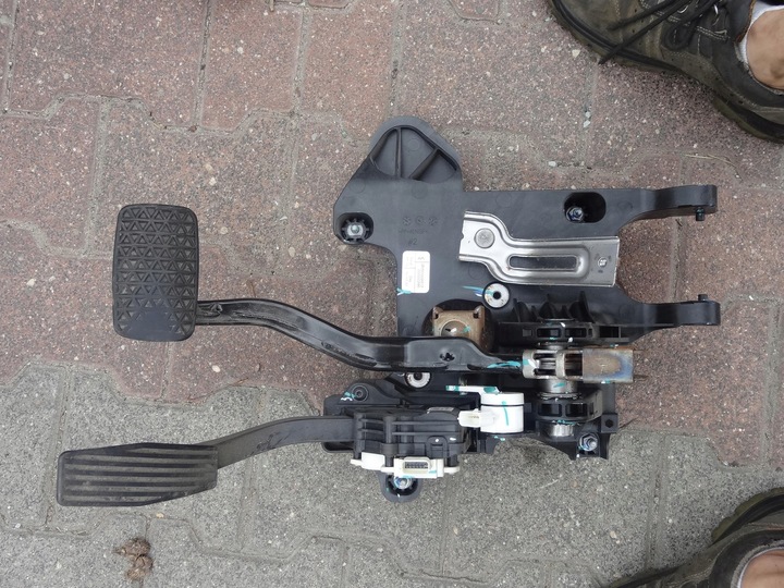 фото №1, Педаль тормоза автомат opel mokka a 1.6 cdti