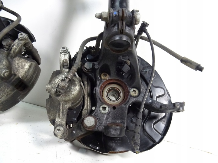 фото №14, Audi a3 8v рестайлинг амортизатор поворотный кулак правая перед 5q0256r 5q0413023eb