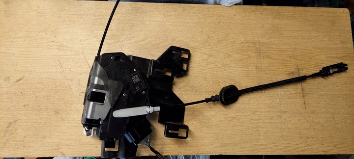 фото №1, Ford fiesta mk7 замок двері лівий перед