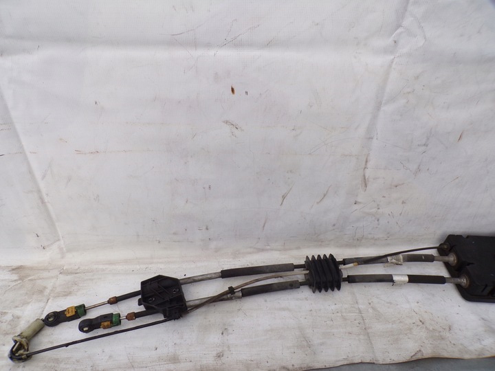 фото №8, Выборщик тросы коробки передач 9806774080 c4 picasso ii 1.6