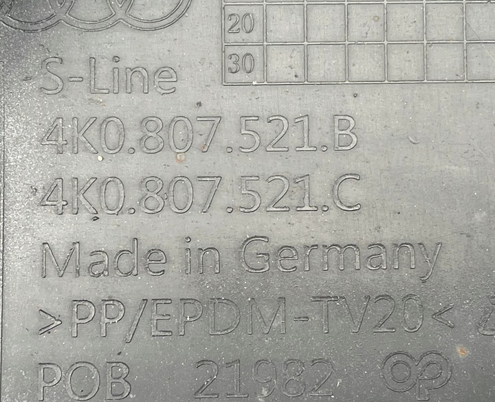 фото №10, Audi a6 c8 s-line спойлер планка бампера зад 4k0807521b