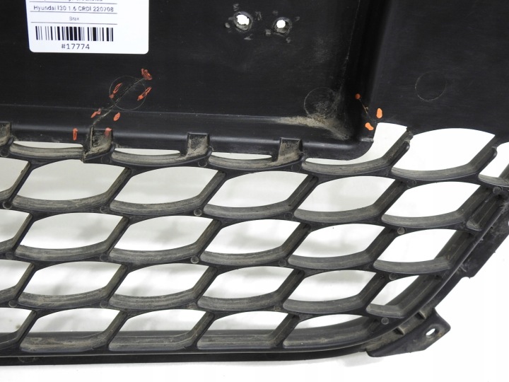 фото №7, Решётка бампера перед hyundai i30 i 86580-2l000
