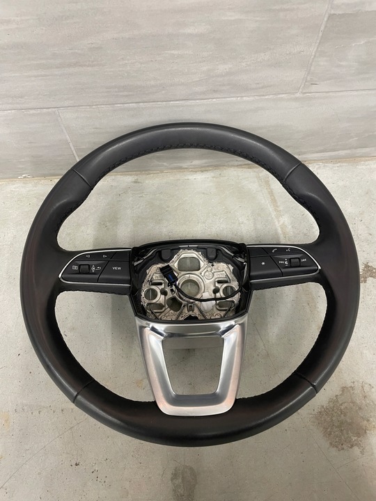 фото №1, Руль многофункциональный audi q3 83a оригинал кожаный 23r