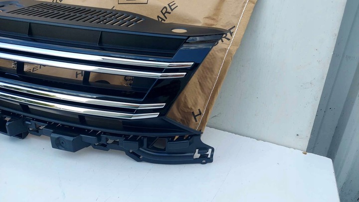 фото №6, Volkswagen tiguan i рестайлинг решётка радиатора решётка бампера перед новая оригинальный номер 2638