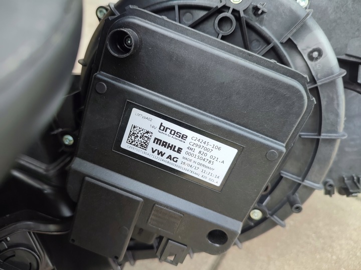 фото №11, Обігрівач комплектна wentylotor європа audi a4 b9 8w