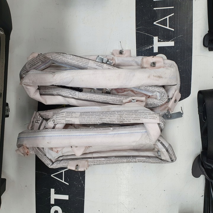 фото №7, Q3 83a панель консоль подушки ремни подушка безопасности