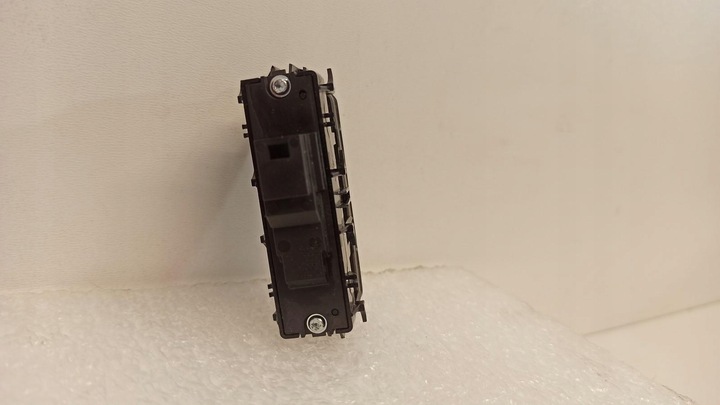 фото №6, Mercedes w212 кнопка блокировка дверь a2049058502