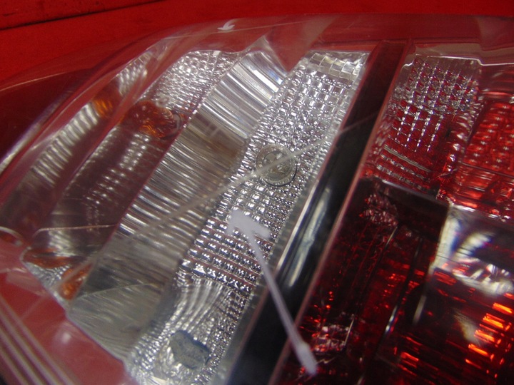 фото №11, Toyota prius 2 ii w20 лампа зад права 03-09