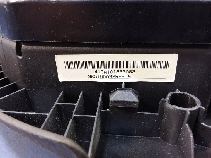 фото №12, Duster i 10-13 панель консоль подушки ремені eu kpl