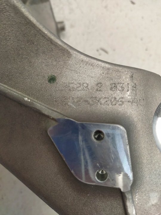 фото №15, Discovery sport l550 evoque l551 e-pace x540 поворотна опора ступиця p/p нова