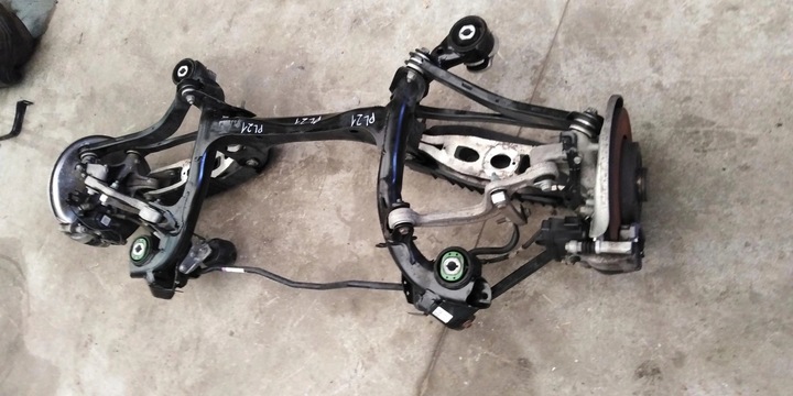 фото №12, Audi a4 8w 2.0 tdi рестайлінг універсал підвішування задні зад підрамник 8w0505235am