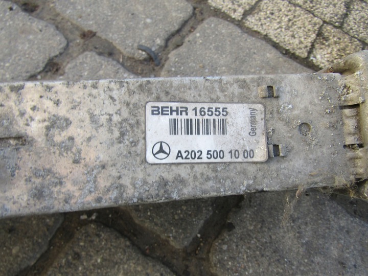 фото №12, 4 mercedes w202 2.5td радиаторов интеркулер + шланг przeody воздуха