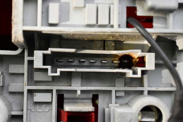 фото №7, Лампа левая зад задняя 2048203764 mercedes c-klasa w204 универсал 07-14