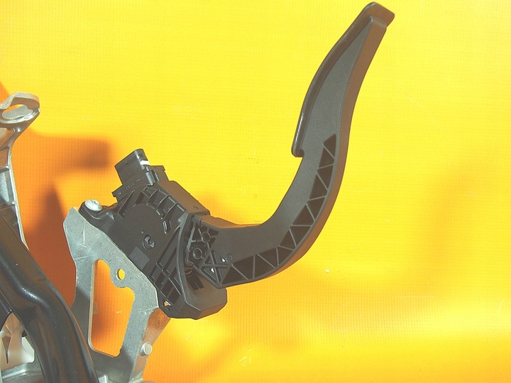 фото №8, Audi a4 8w b9 36km педали каркас gaz тормоз dsg 8w1723117