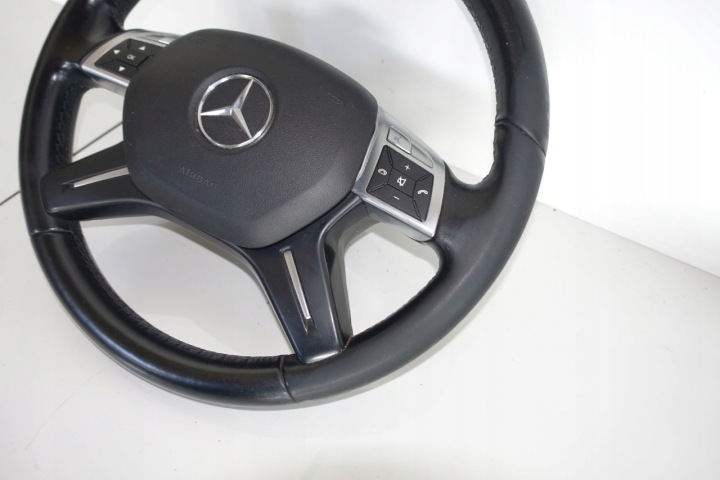 фото №6, Mercedes w204 руль c-klasa рестайлинг w246 подушка