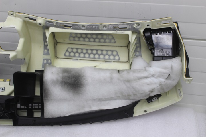 фото №15, Mercedes e w211 панель раздаточная капот консоль чёрная рестайлинг eu 9e22