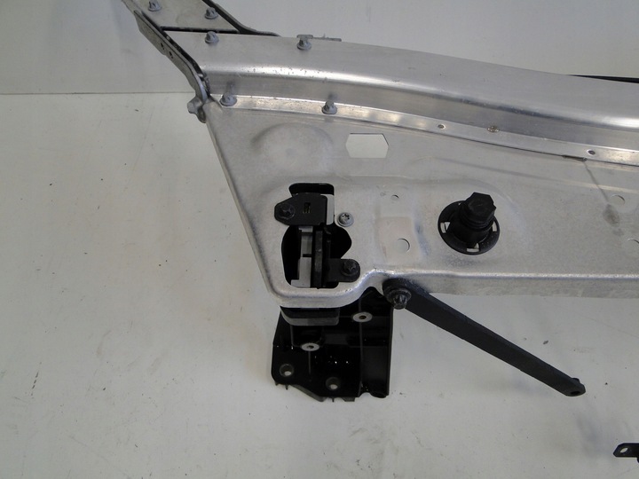 фото №5, Mercedes pas переднее усилитель glc 253 x253 w253 a2536201801 рестайлинг