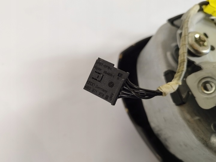 фото №14, Audi q7 4l 07r подушка безопасности подушка безопасности водителя 4l0880201j