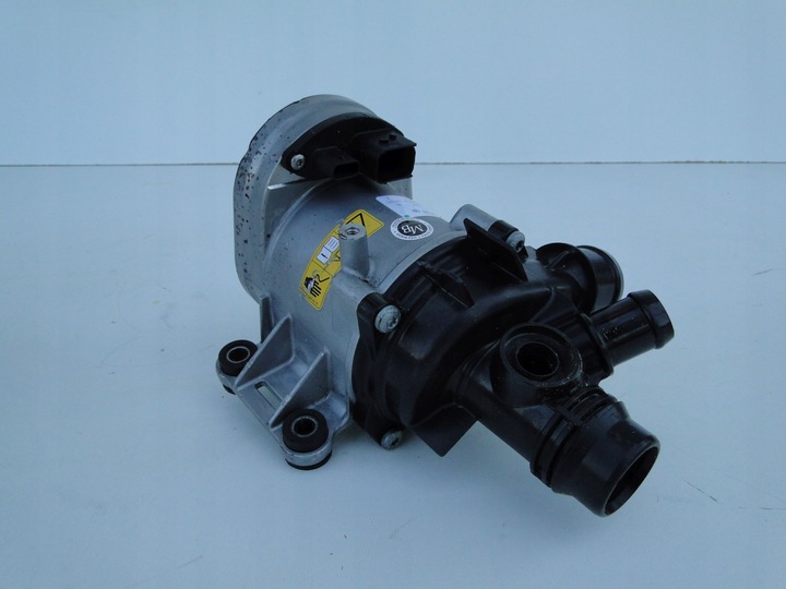 фото №6, Mercedes насос води рідини a2562001700 cle 236 c236 купе cabrio