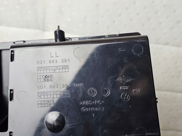 фото №5, Попільничка бардачок консолі панелі 4 motion vw golf vii 5g1863391