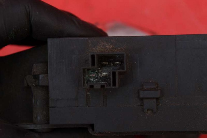 фото №6, Замок крышки зад багажника 24441401 opel signum 03-05
