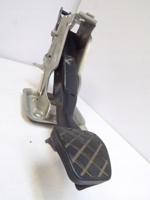 фото №3, Passat b6 3c педаль тормоза 1.9 tdi универсал