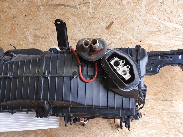 фото №9, Porsche macan 95b каркас обігрівач комплект 8t1820005s