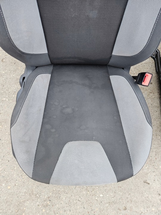 фото №11, Сидіння диван ford focus mk3 комплект хетчбек універсал