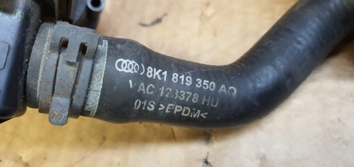 фото №6, Audi s4 a4 b8 3.0tfsi трубка  шланг основний  нагрівача
