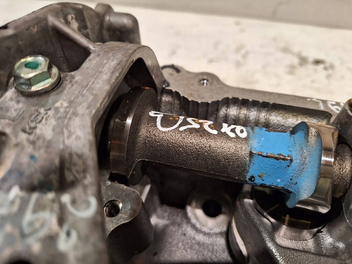 фото №13, Головка двигуна l-ja19l renault laguna iii 3.5 v4y713