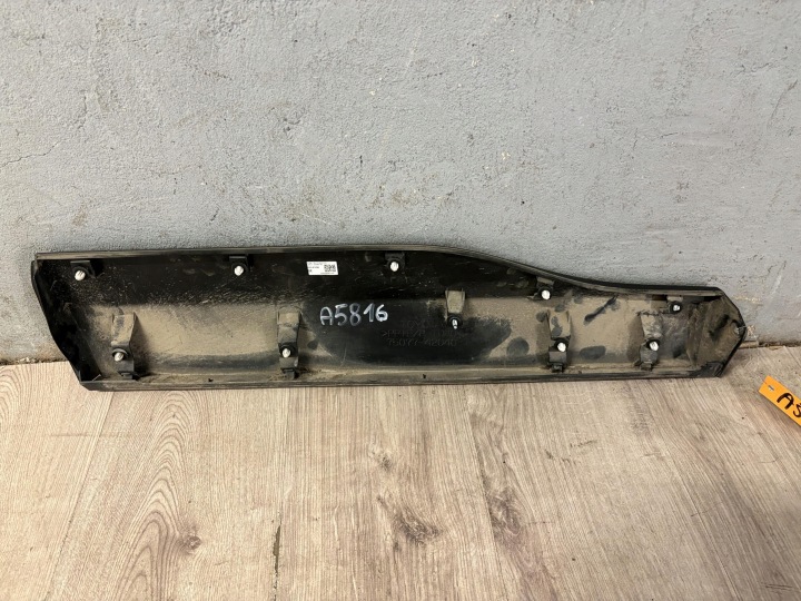 фото №6, Toyota rav4 v молдинг двері праві зад 75077-42040 rav4 v
