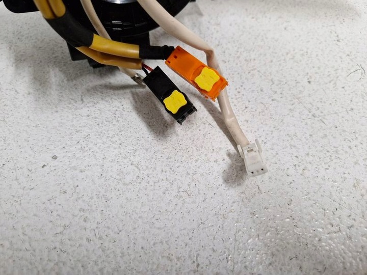 фото №9, Toyota matrix 2 ii e140 переключатель комбинированный переключатель-паук подрулевые рычаги лента подушка безопасности