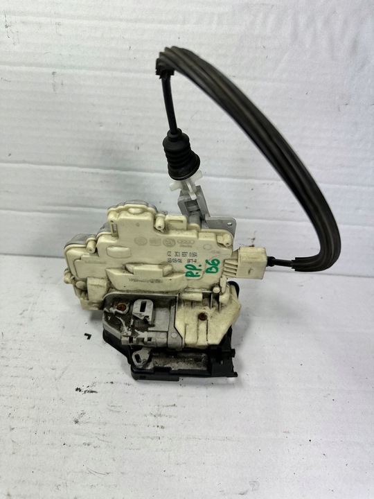 фото №1, Passat b6 замок двері правий перед 3c1837016a 7 pin