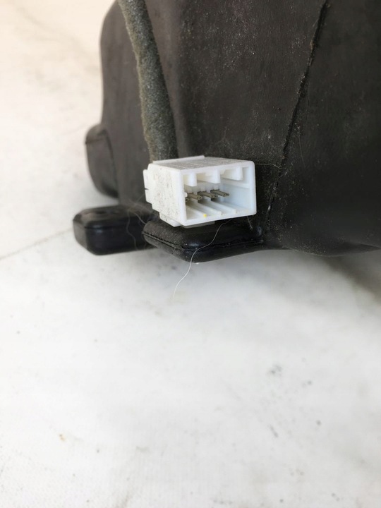 фото №4, Jeep grand cherokee wk2 10- сабвуфер 05064610ac