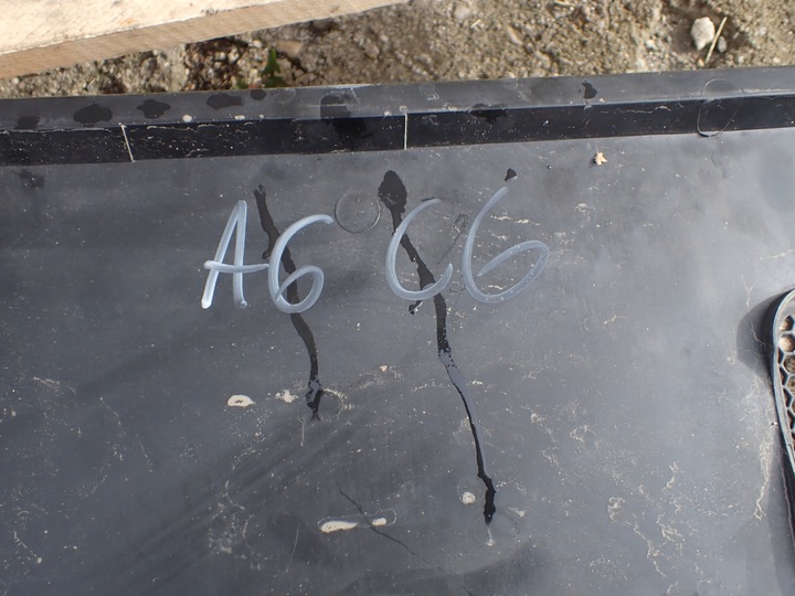 фото №6, Панель під лобовим склом audi a6 c6 європа 4f1819447