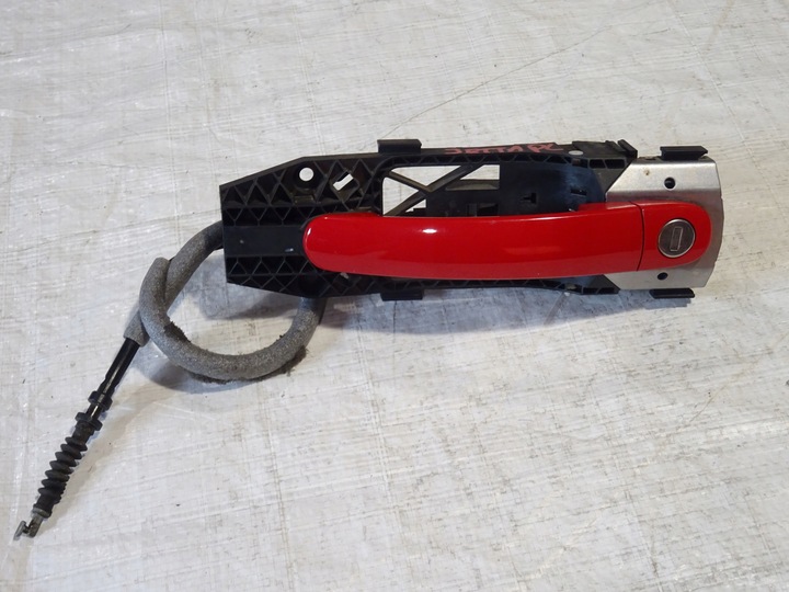 фото №1, Ручка наружная перед левая vw jetta vi 6 ly3d