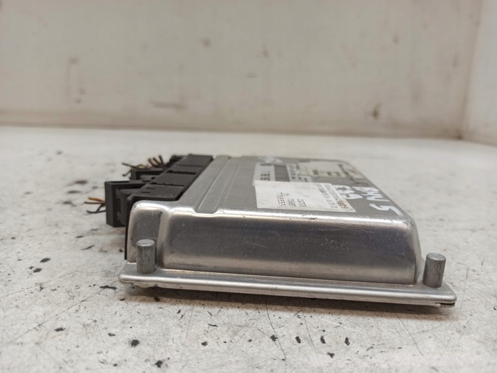 фото №5, Bmw 5 e39 2.0 d комп'ютер блок керування 0281010205 7786887