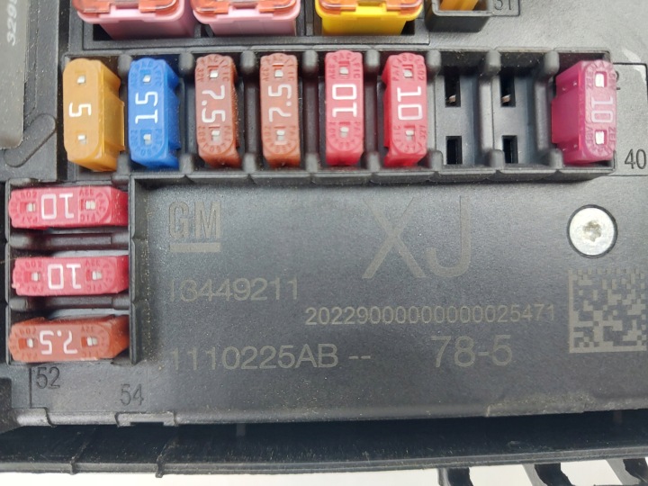 фото №7, Блок предохранителей 13449211 13449211 opel zafira c 2.0 cdti
